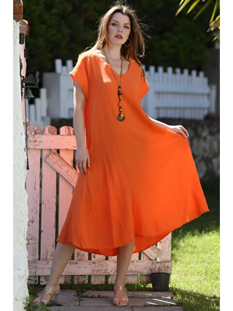 Chiccy Turuncu V Yaka Düşük Kol Casual Müslin Dokuma Elbise Kloş Etek 115 63
