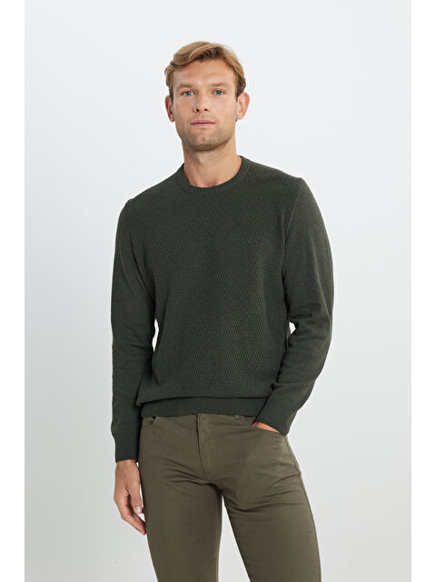 Altınyıldız Classics Erkek Haki Pamuklu Standart Fit Normal Kesim Bisiklet Yaka Jakarlı Triko Kazak - S000403010-18547