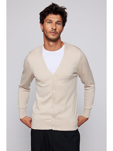 TUDORS Erkek Standart Fit Normal Kesim Düğmeli Düz Pamuklu Bej Hırka - S000119778-19928