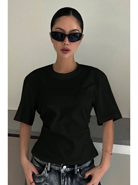 Tarz Cool Kadın Kısa Kollu Sırt Dekolteli Slim Fit Bluz/T-Shirt