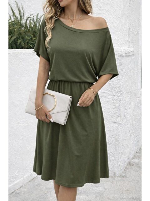 Jane's Kadın Kısa Kollu Omuzdan Açık Kiloş Midi Viskon Elbise