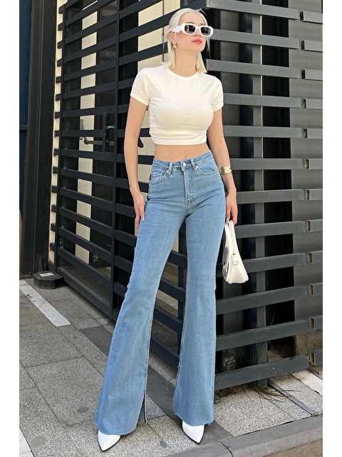 Madmext Açık Mavi Yırtmaçlı Elastanlı Çan Paça Jean Pantolon Mg1518