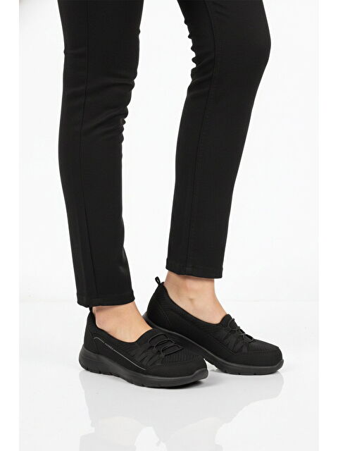 Walkway Siyah Fileli Hafif Esnek Kadın Günlük Yürüyüş ve Spor Ayakkabı Bst-1009 G - S000509083-19351