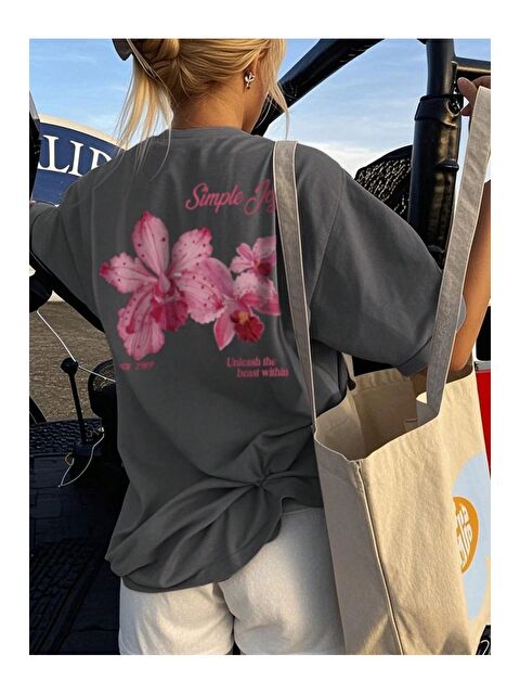 Trendseninle Kadın Füme Simple Joy Baskılı Oversize Tişört
