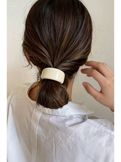 Katia And Bony Daire Toka Ekru