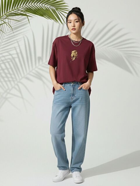 Trendseninle Kadın Bordo Aslan Baskılı Tişört - S000523126-19951