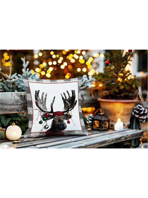 Evmila Yılbaşı Temalı Geyik DesenliKadife Kırlent Kılıfı 43x43 cm - S000285292-23173