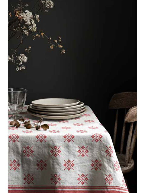 Asdiva Folk Etamin Desenli Ölçü Seçenekli Masa Örtüsü – Kırmızı/Beyaz - S000493382-37325