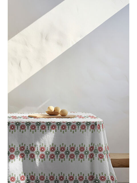Asdiva Etnika Etnik Yıldız Çiçeği Desenli Ölçü Seçenekli Masa Örtüsü- Yeşil-Kırmızı - S000493382-37469