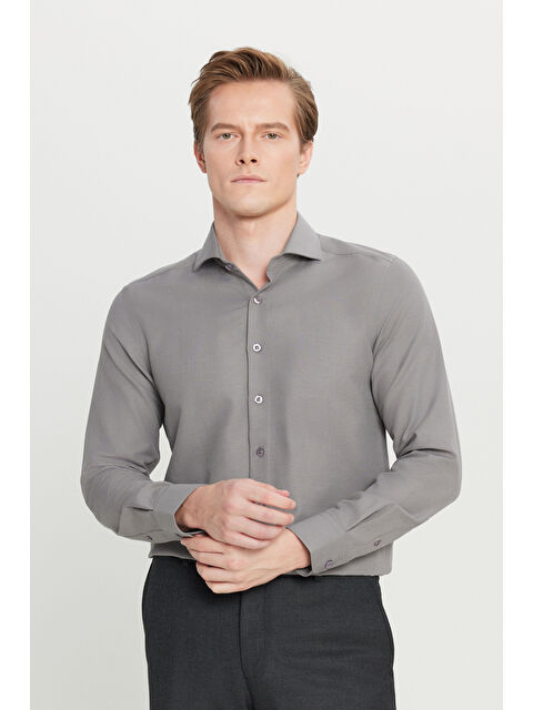 Altınyıldız Classics Erkek Gri Pamuklu Oxford Tailored Slim Fit Dar Kesim Küçük İtalyan Yaka Armürlü Gömlek