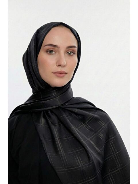 Mizalle & YAQA Kare Desen Jakarlı Siyah Şal - S000502694-19351