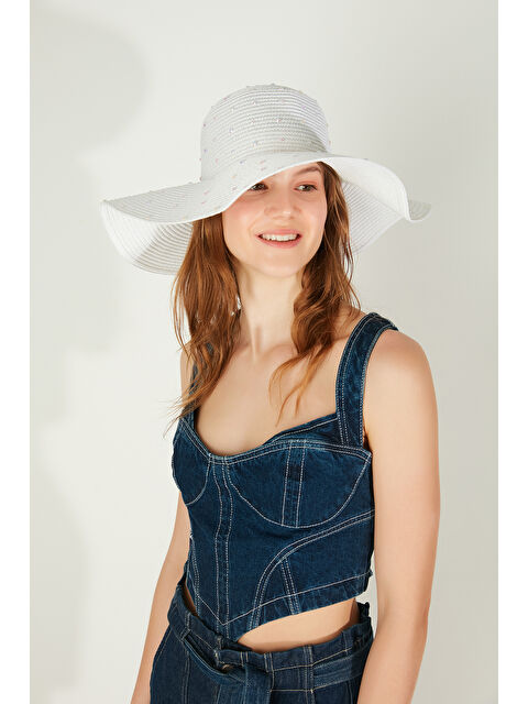 Luminos Butik Beyaz Geniş Kenarlı Taş İşlemeli Doğal Hasır Şapka  Tasarım  Güneşten Koruma İçin İdeal HSR2085