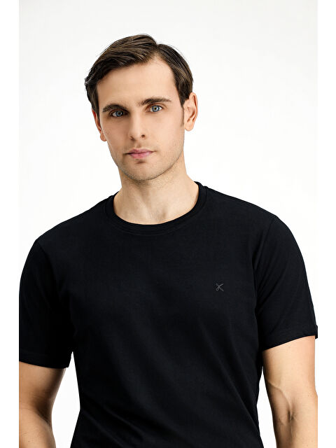 Kiğılı Bisiklet Yaka Slim Fit Dar Kesim Pamuk %100 Pamuk Tişört - S000405043-19351