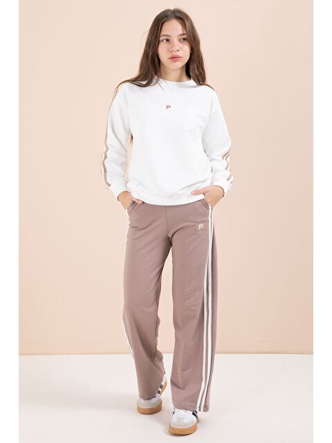 Cansın Mini Kahverengi Şerit Detaylı Geniş Paça Nakışlı Kız Oversize Eşofman Takımı 23455 - S000487224-19413