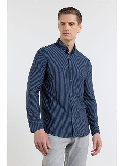 İMZA Lacivert Çizgili Desen İtalyan Yaka Uzun Kol Torba Cep Standart Fit Esnek Gömlek 1004260157