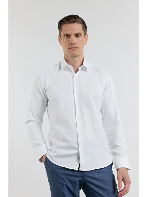 İMZA Beyaz Kendinden Desenli Sert Yaka Uzun Kol Cepsiz Slim Fit Pamuklu Gömlek 1004255283