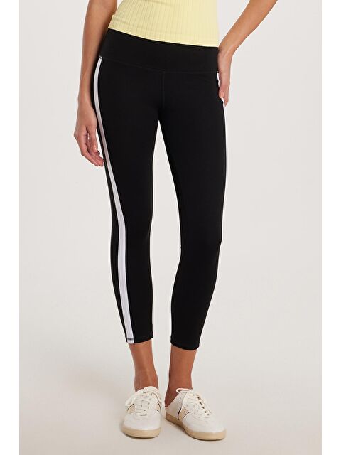 TUDORS Kadın Slim Fit Dar Kesim Çizgili Dar Paça Siyah Tayt - S000523145-19351