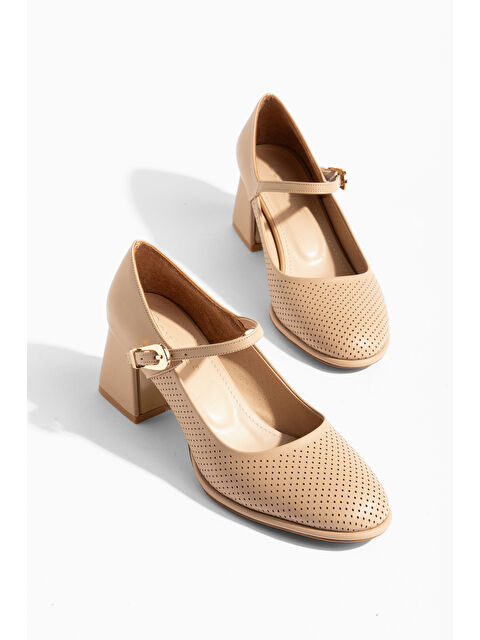 Daxtors D5141 Günlük Ortopedik Kadın Klasik Topuklu Ayakkabı