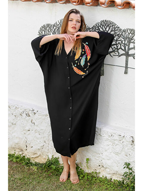 Chiccy Siyah V Yaka Yarasa Kol Düğmeli Gizli Cepli Nakışlı Casual Viskon Dokuma Elbise 140 90 - S000367739-19351