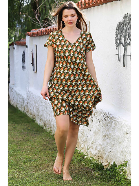 Chiccy Koyu Yeşil V Yaka Düşük Kol Allover Baskılı Casual Viskon Dokuma Elbise 115 66 - S000367879-19416