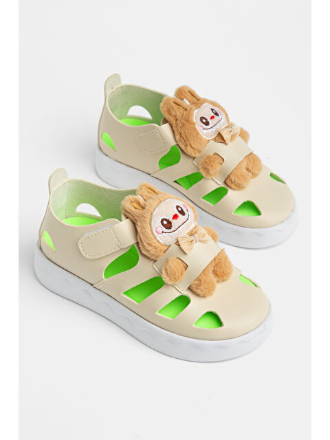 TONNY BLACK Çocuk Unisex Bej Hafif Taban Ayıcık Detaylı Cırtlı Sandalet