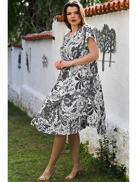 Chiccy Beyaz-Siyah V Yaka Düşük Kol Allover Baskılı Casual Viskon Dokuma Elbise 115 66 - S000367762-37246