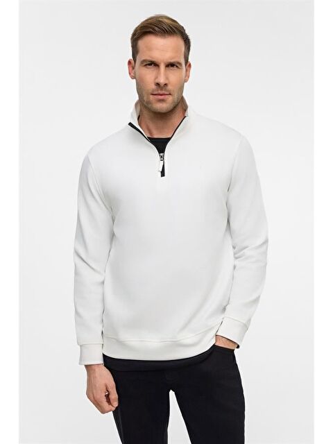 Süvari Beyaz Regular Düz Yarım Balıkçı Yaka Sweatshirt