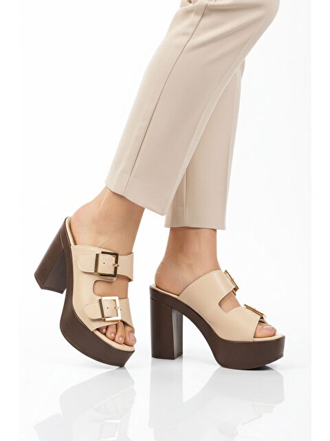 Ayakmod Bej Çift Bantlı Kadın Topuklu Terlik 322221 Z - S000526402-19928