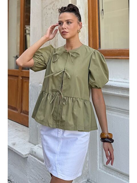 Gülseli Kadın Ön Bağlama Detaylı Fırfırlı Kol Lastikli Bluz - S000425504-18547