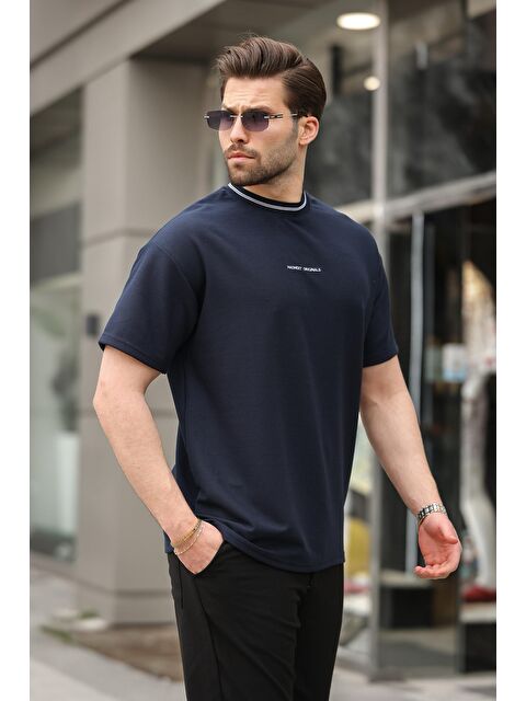 Madmext Lacivert Nakış Detaylı Basic Erkek T-Shirt E7106 - S000423955-21164