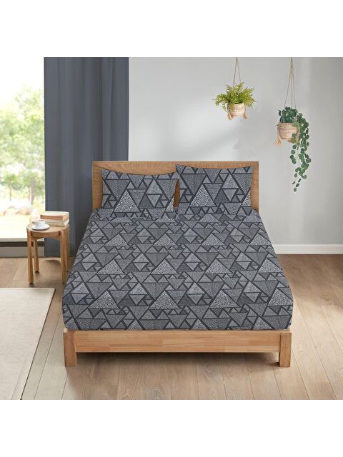 Evmila Üçgen Desen Baskılı Çift Kişilik 180x200 Cm  Çarşaf Takımı Siyah - S000124286-23173