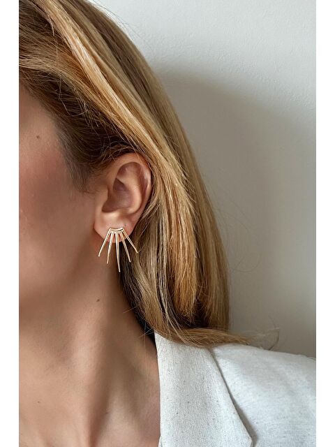 New Obsessions Altın Kaplama Minimalist 4 Ok Figürlü Çivi Küpe - S000271505-20076