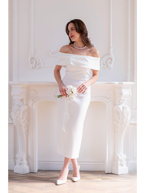 Lafaba Kadın Beyaz Kayık Yaka Yırtmaçlı Söz Nişan Nikah Abiye Elbise - S000531382-20063