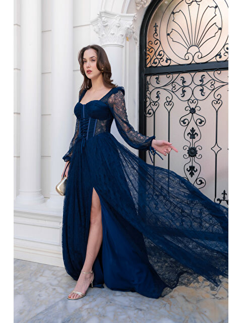 Lafaba Kadın Lacivert Dar Kalıp Uzun Kol Bacak Dekolteli Dantelli Abiye Elbise - S000504571-21164