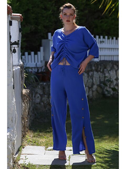 Chiccy Saks Mavisi V Yaka Düğmeli 3/4 Kol Cepli Yıkamalı Lastikli Bel Geniş Paça Dokuma Takım 60-105 70-60 - S000468927-23710