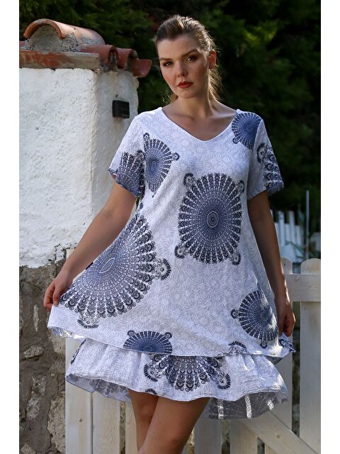 Chiccy İtalyan Beyaz V Yaka Kısa Kol Mandala Desenli Astarlı Casual Keten Görünümlü Dokuma Elbise 95 65 - S000468935-20063