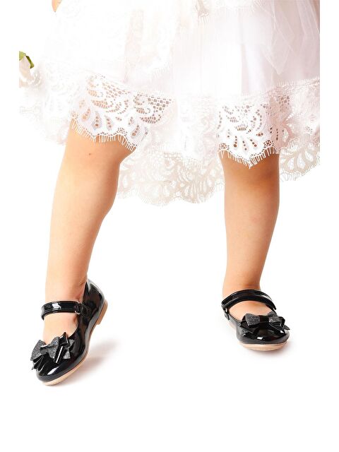 Kiko Kids Cırtlı Kum Sim Fiyonklu Kız Çocuk Babet Ayakkabı Ege 202 Rugan - S000017793-19351