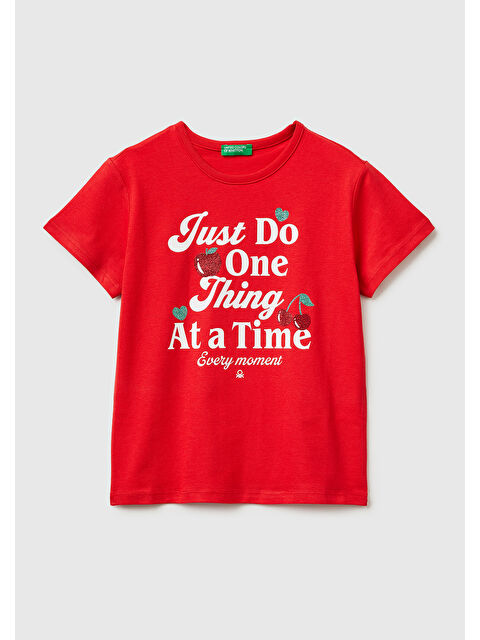 United Colors Of Benetton Kız Çocuk Kırmızı Simli Grafik Baskılı Yuvarlak Yaka T-Shirt