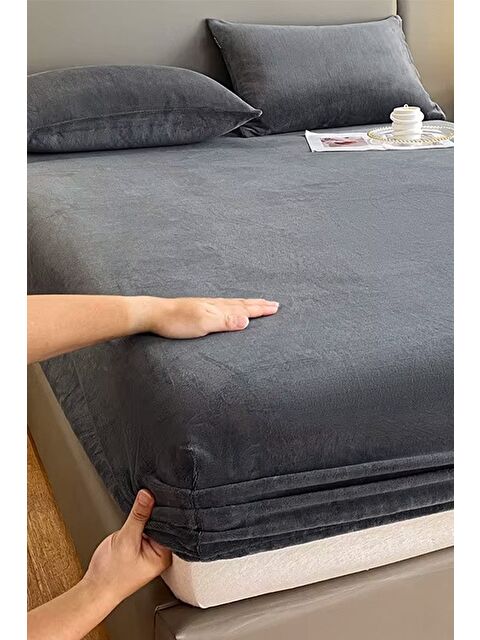 Mulberry Kadife Kumaş Çift Kişilik Fitted Lastikli Çarşaf Takımı 160x200+30 cm