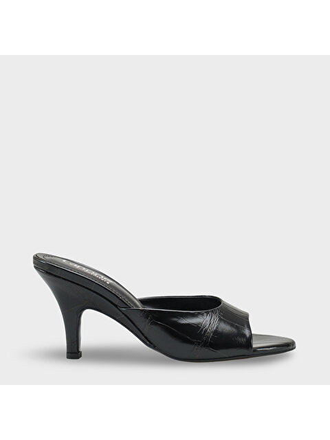 Capone Outfitters Nadeen Feta Dolgu Orta Topuklu Kadın Terlik