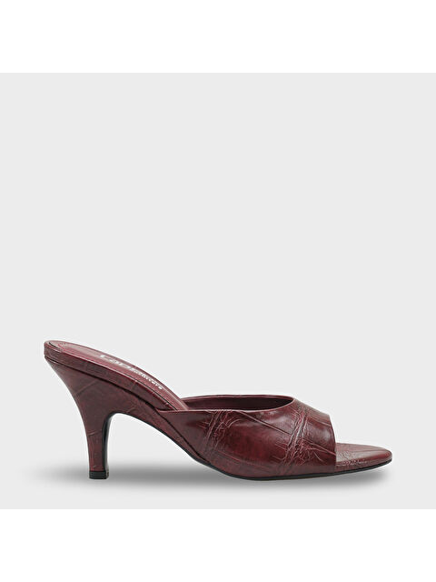 Capone Outfitters Nadeen Feta Dolgu Orta Topuklu Kadın Terlik