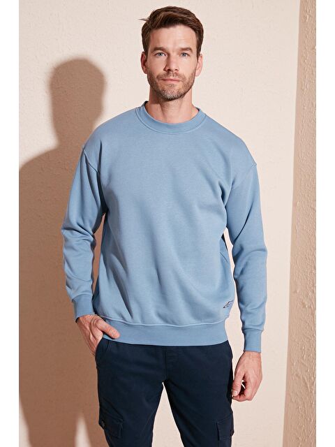 Buratti Regular Fit Bisiklet Yaka Pamuklu İçi Tüylü Yumuşak Şardonlu Erkek Sweat 5905255 - S000000582-17234