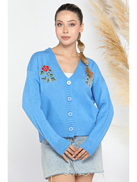 Gülseli Kadın Nakışlı Taş İşlemeli Triko Hırka - S000289881-17234