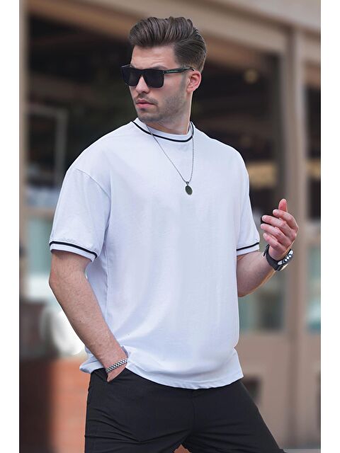 Madmext Beyaz Bisiklet Yaka Kol Boyun Şeritli Overfit %100 Pamuk Tişört 7024 - S000216628-20063