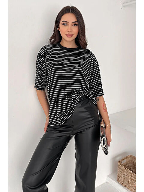 carla10 Kadın Oversize Çizgili Tişört Siyah - S000504949-19351