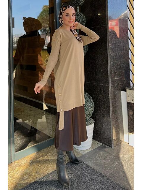 Julude Düğme Detaylı Tesettür Triko Tunik - S000179111-19928