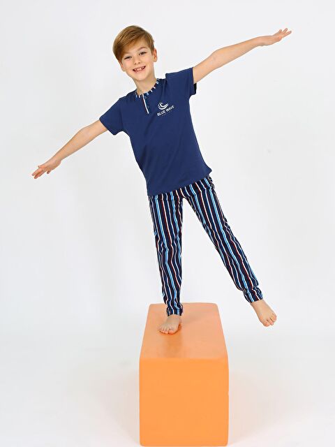 Vitmo Erkek Çocuk Kısa Kollu %100 Pamuklu Düğme Detaylı Blue Wave Pijama Takımı İndigo - S000388370-23093