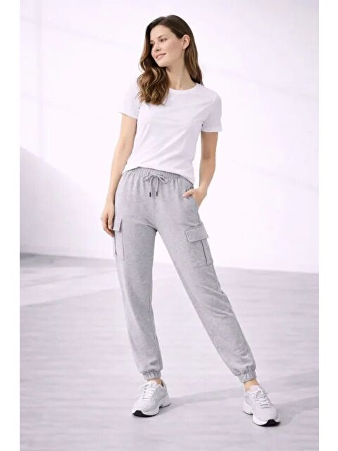 Jane's Jogger Eşofman Altı Rahat Kalıp, Kargo Cepli, Lastikli Paça, Günlük Spor Pantolon - Gri