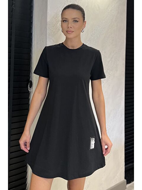 Gülseli Kadın Bisiklet Yaka Arma Detaylı T-shirt Elbise - S000425512-19351