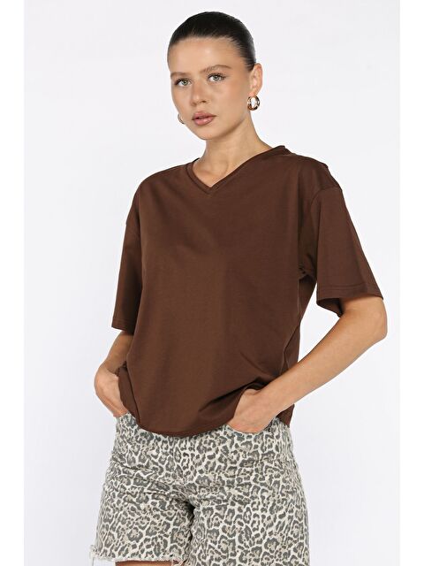 Gülseli V Yaka Basıc Tişört - S000425500-19413